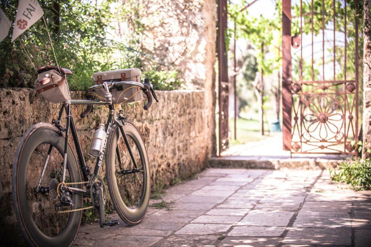 Agriturismo Li Calizzi Arte E Natura Novoli المظهر الخارجي الصورة